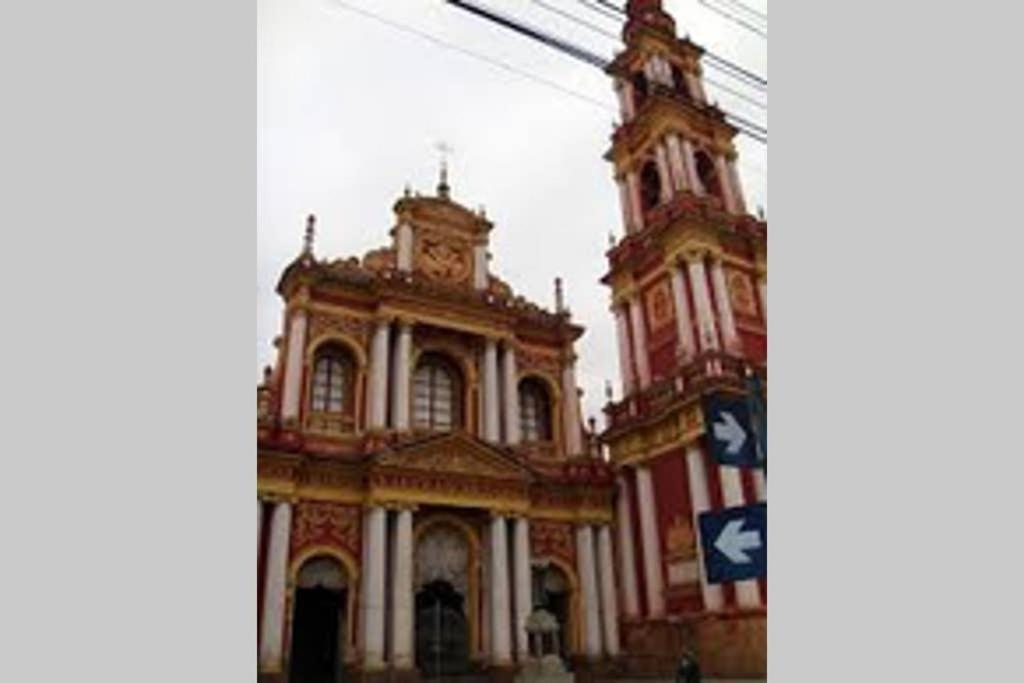 Casa Colonial En Salta Nueva Y Antigua Apartment Bagian luar foto